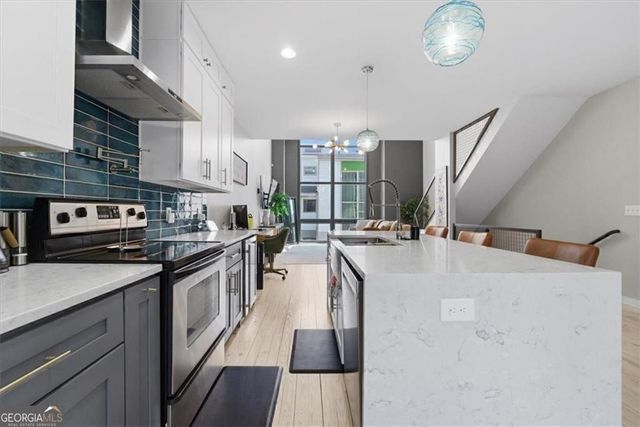 1250 Breuer Mews NW, Atlanta, GA 30318