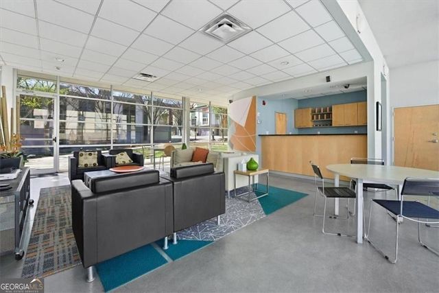 1250 Breuer Mews NW, Atlanta, GA 30318