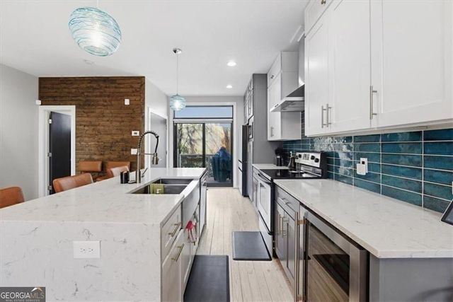 1250 Breuer Mews NW, Atlanta, GA 30318