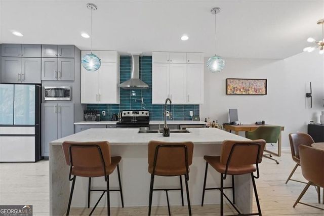 1250 Breuer Mews NW, Atlanta, GA 30318