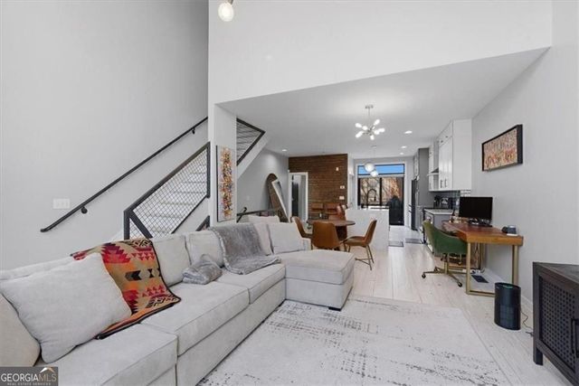 1250 Breuer Mews NW, Atlanta, GA 30318