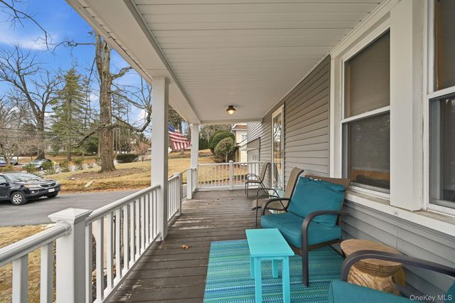 359 Orangeburg Road 2, Pearl River, NY 10965