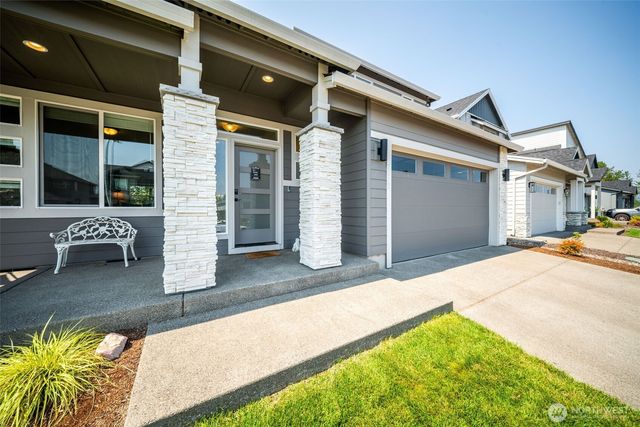 2012 Fairway Drive, Kelso, WA 98626