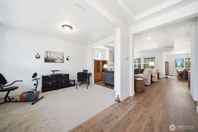 2012 Fairway Drive, Kelso, WA 98626