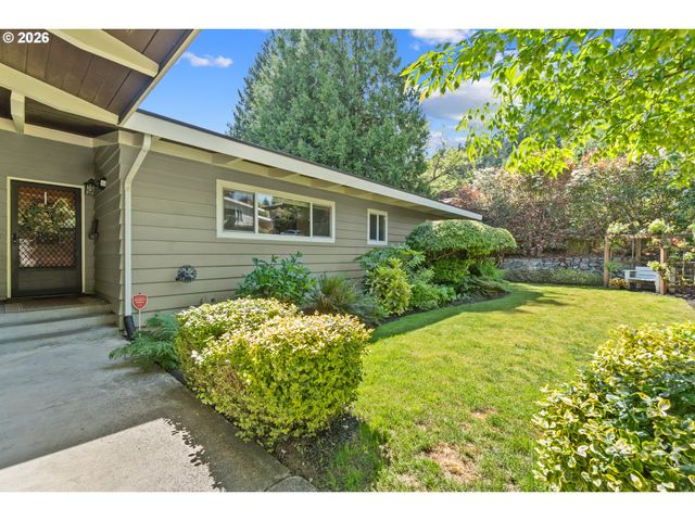7310 Se CLAY St, Portland, OR 97215