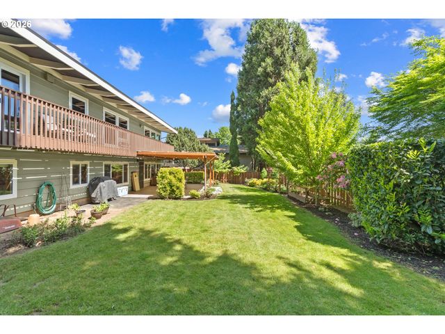 7310 Se CLAY St, Portland, OR 97215