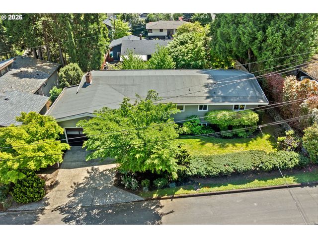 7310 Se CLAY St, Portland, OR 97215