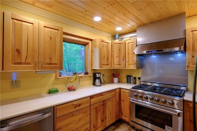 9138 W Johnson Road, Hayward, WI 54843