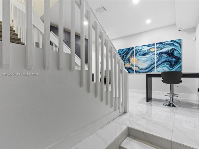 8011 NW 29th St 8011, Doral, FL 33122