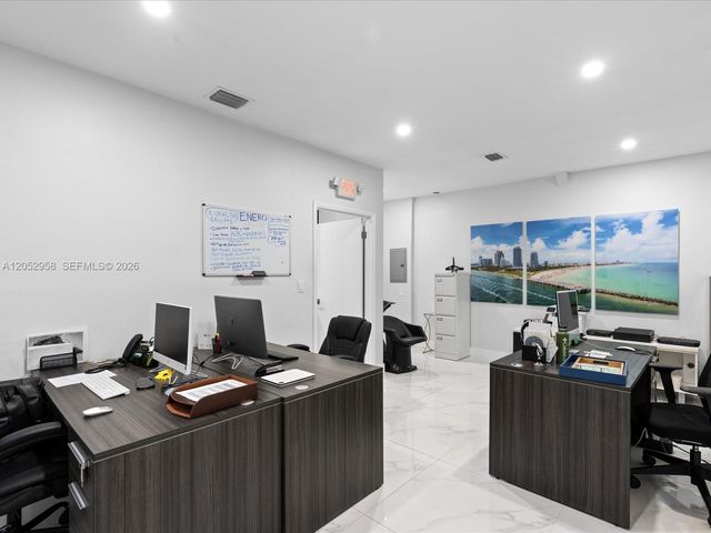 8011 NW 29th St 8011, Doral, FL 33122