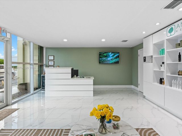 8011 NW 29th St 8011, Doral, FL 33122