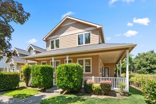 626 Griffin Oaks Drive, Central Point, OR 97502