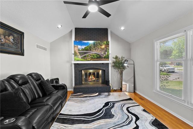 13205 Overhill Road, Grandview, MO 64030