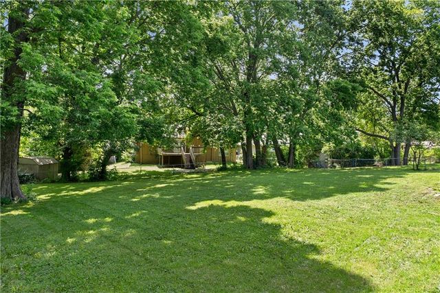 13205 Overhill Road, Grandview, MO 64030