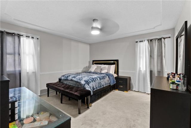 13205 Overhill Road, Grandview, MO 64030