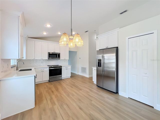 998 WHITE SPRINGS LANE, Winter Springs, FL 32708