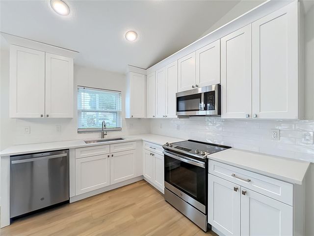 998 WHITE SPRINGS LANE, Winter Springs, FL 32708