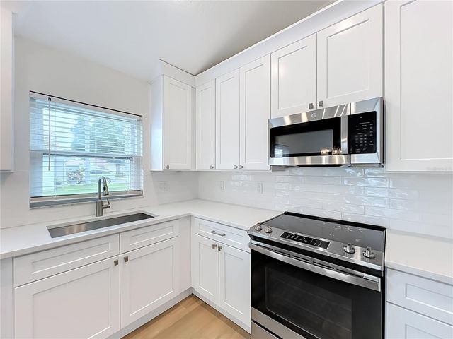 998 WHITE SPRINGS LANE, Winter Springs, FL 32708