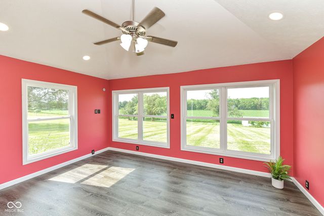 9054 W 8th Street, Anderson, IN 46011