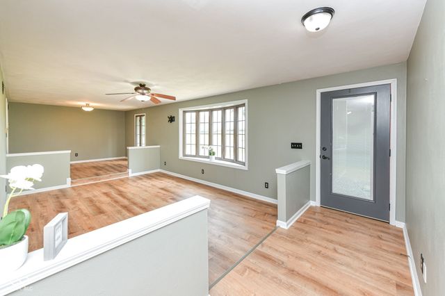 9054 W 8th Street, Anderson, IN 46011