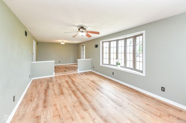 9054 W 8th Street, Anderson, IN 46011