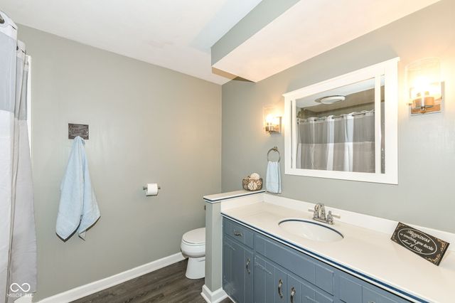 9054 W 8th Street, Anderson, IN 46011