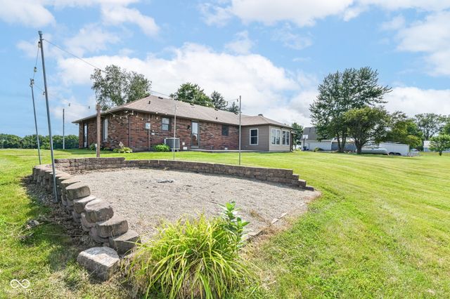 9054 W 8th Street, Anderson, IN 46011