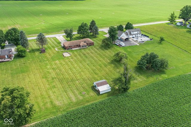 9054 W 8th Street, Anderson, IN 46011