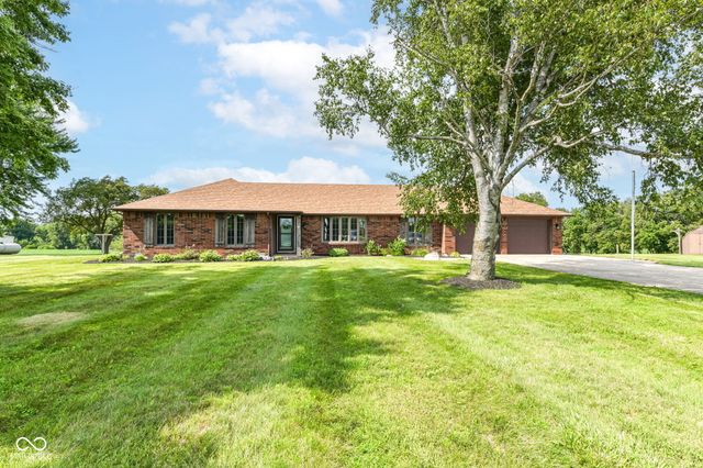 9054 W 8th Street, Anderson, IN 46011