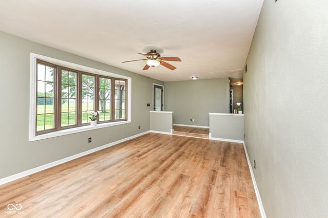 9054 W 8th Street, Anderson, IN 46011