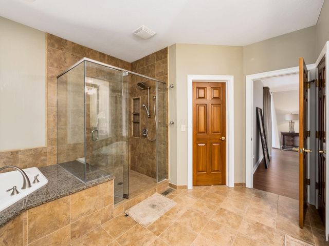 10748 Preston Way, Powell, OH 43065