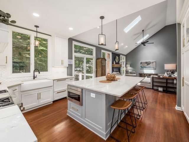 10748 Preston Way, Powell, OH 43065