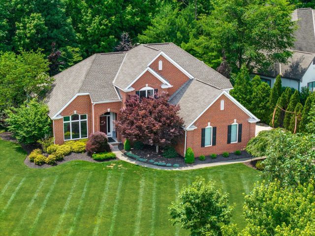 10748 Preston Way, Powell, OH 43065
