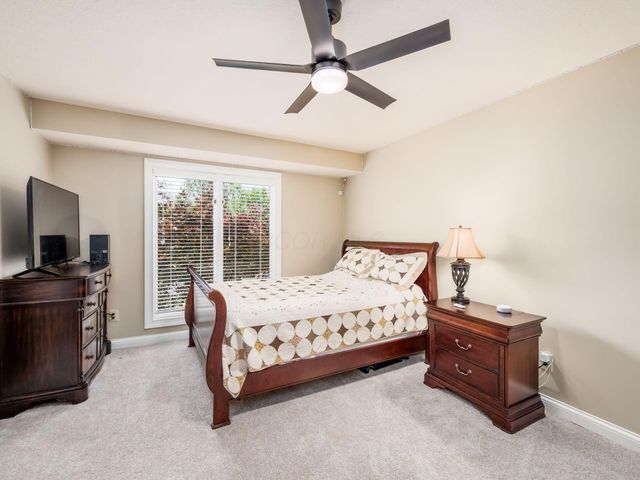 10748 Preston Way, Powell, OH 43065