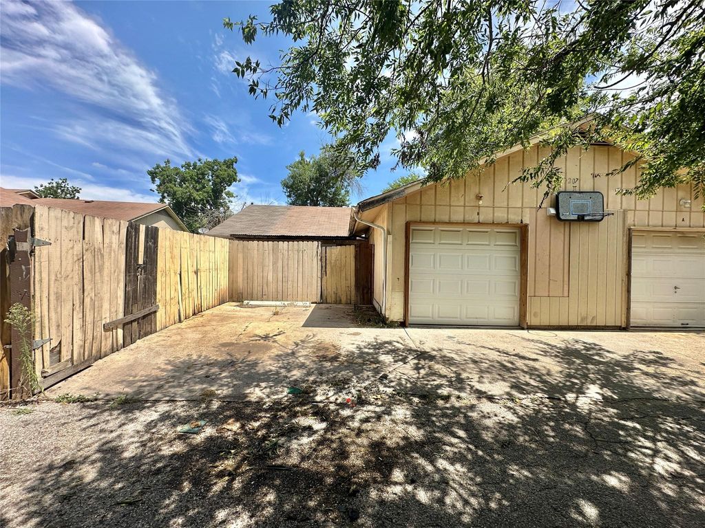 207 W William Cannon DR, Austin, TX 78745