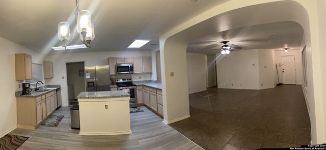 2003 Ellison Dr, San Antonio, TX 78245