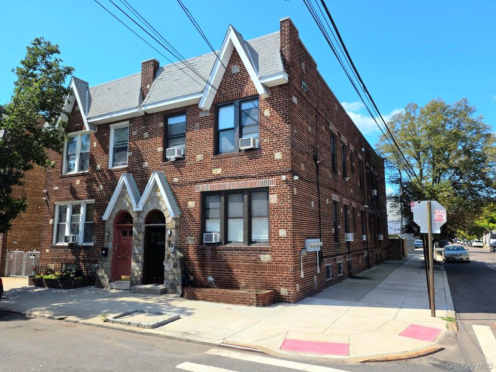 70-02 69th Street, Glendale, NY 11385 — photo 2