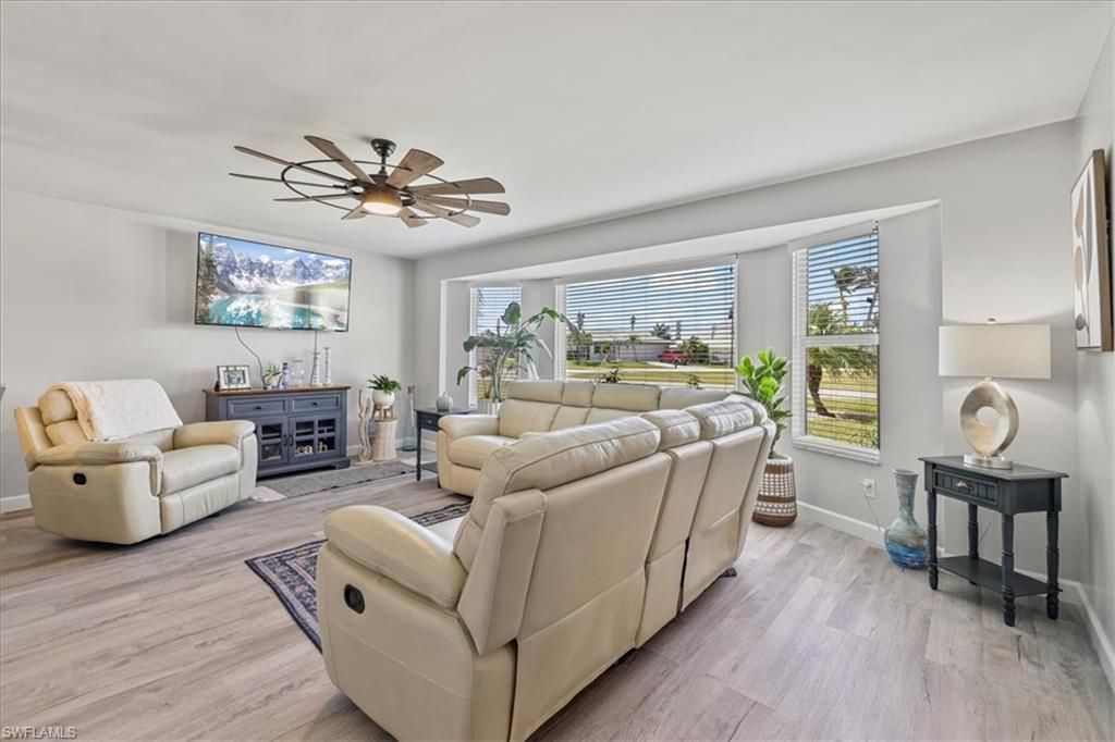 206 SE 45th TER, CAPE CORAL, FL 33904 — photo 4