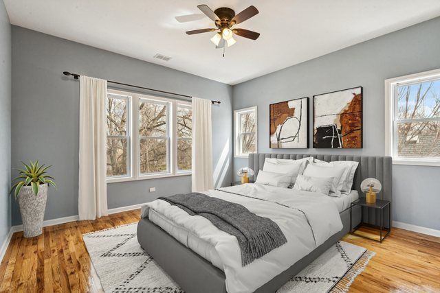 9935 S Winston Avenue, Chicago, IL 60643