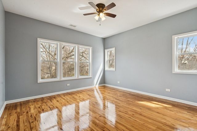 9935 S Winston Avenue, Chicago, IL 60643