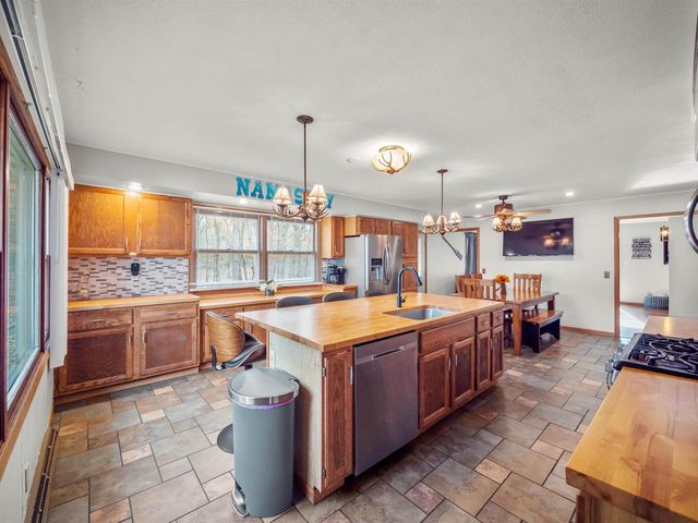 W10199 BIGHORN LANE, Hancock, WI 54943