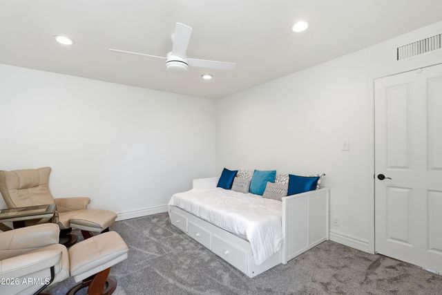 3800 E LINCOLN Drive 6, Phoenix, AZ 85018