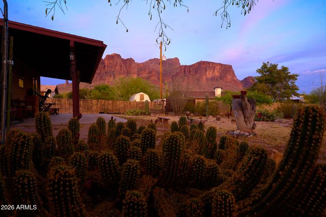 5315 E MCKELLIPS Boulevard, Apache Junction, AZ 85119