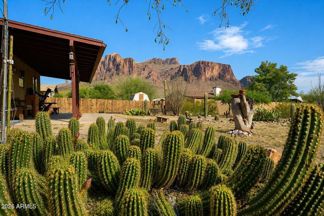 5315 E MCKELLIPS Boulevard, Apache Junction, AZ 85119