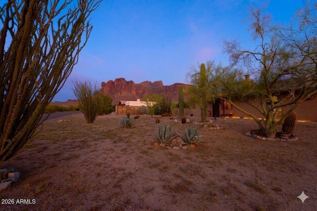 5315 E MCKELLIPS Boulevard, Apache Junction, AZ 85119