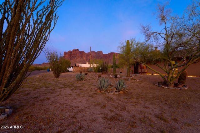 5315 E MCKELLIPS Boulevard, Apache Junction, AZ 85119