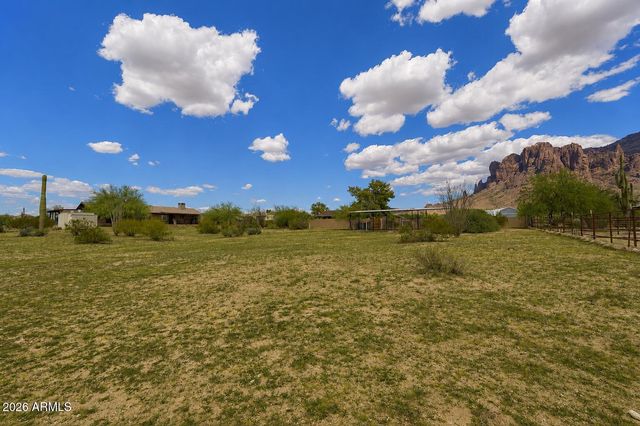 5315 E MCKELLIPS Boulevard, Apache Junction, AZ 85119