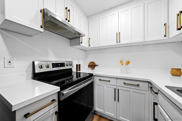 6735 Amherst 1E, San Diego, CA 92115