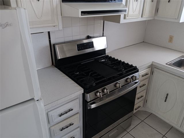 5287 81ST STREET N 26, St Petersburg, FL 33709