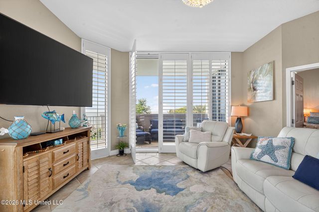 2668 Beach Boulevard, 206, Biloxi, MS 39531